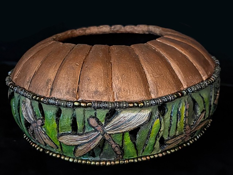 Donna McMullin, Gourd with Dragonflies